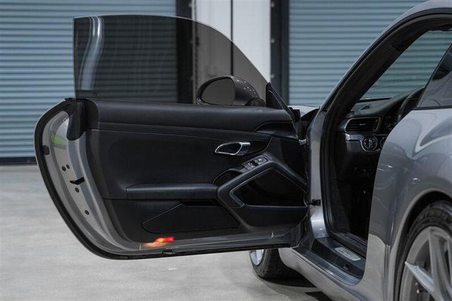 Photo of 2018 GT Silver Metallic Porsche 911