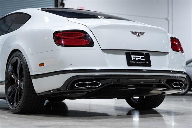 Photo of 2017 Ice Metallic Bentley Continental GT