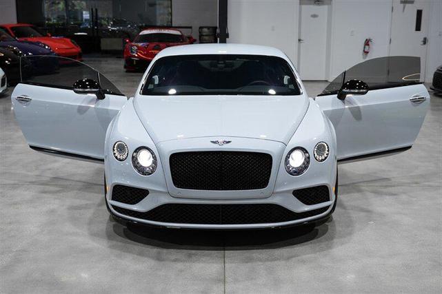 Photo of 2017 Ice Metallic Bentley Continental GT