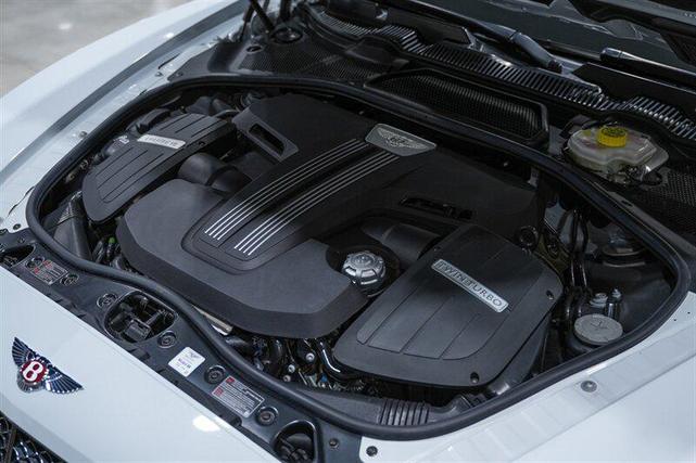 Photo of 2017 Ice Metallic Bentley Continental GT