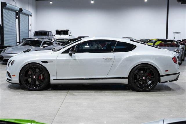 Photo of 2017 Ice Metallic Bentley Continental GT