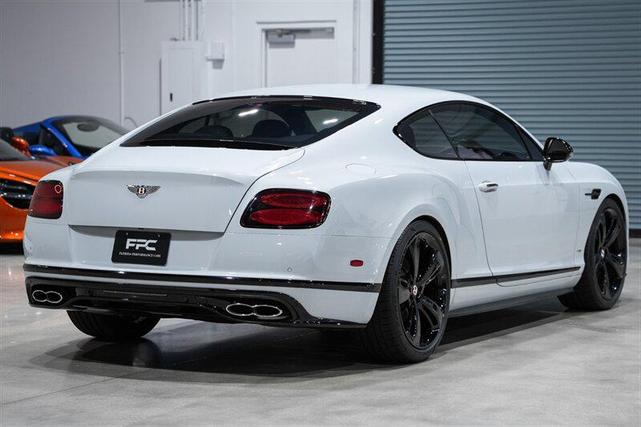 Photo of 2017 Ice Metallic Bentley Continental GT