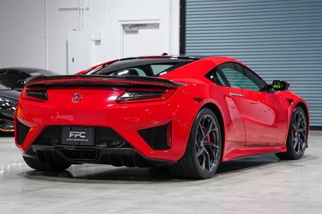 Photo of 2017 Curva Red Acura NSX