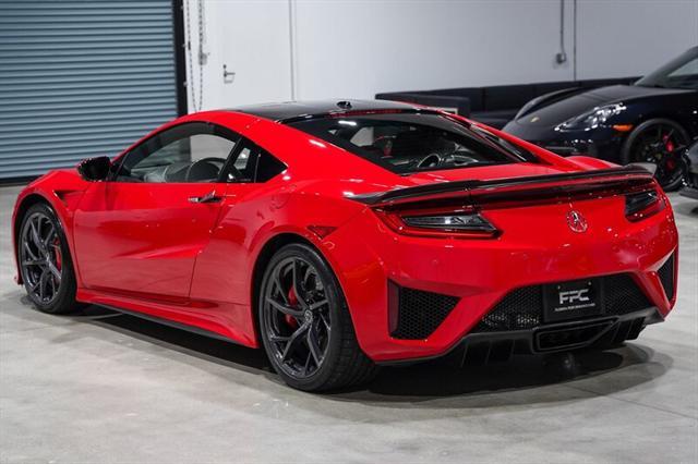 Photo of 2017 Curva Red Acura NSX