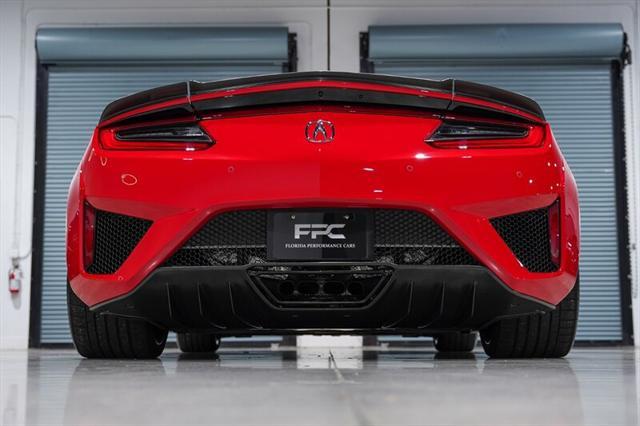 Photo of 2017 Curva Red Acura NSX