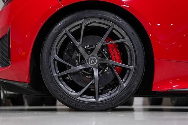 Photo of 2017 Curva Red Acura NSX