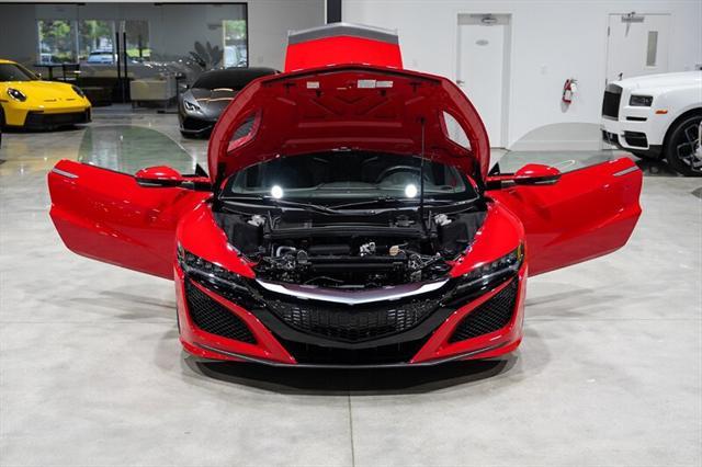 Photo of 2017 Curva Red Acura NSX