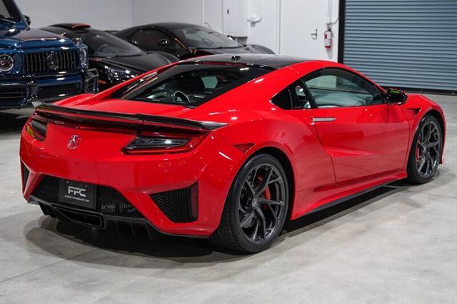 Photo of 2017 Curva Red Acura NSX