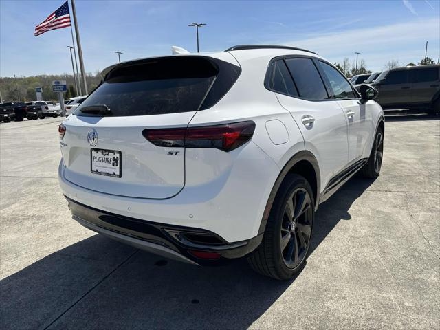 Photo of 2023 Summit White Buick Envision