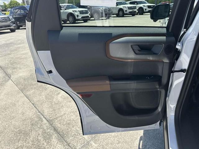 Photo of 2025 Oxford White Ford Bronco Sport