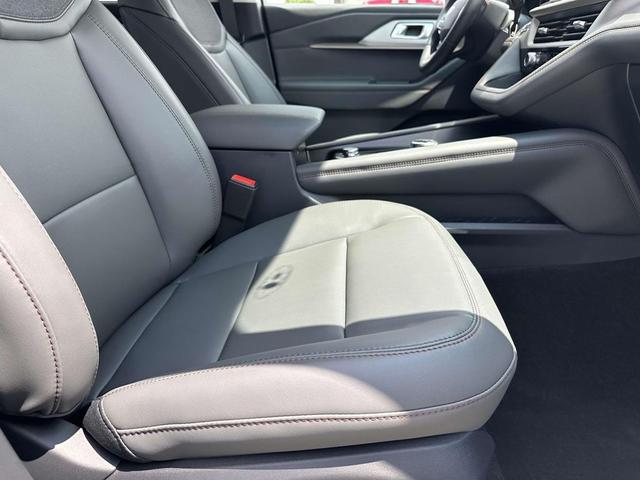 Photo of 2025 Vapor Blue Ford Explorer