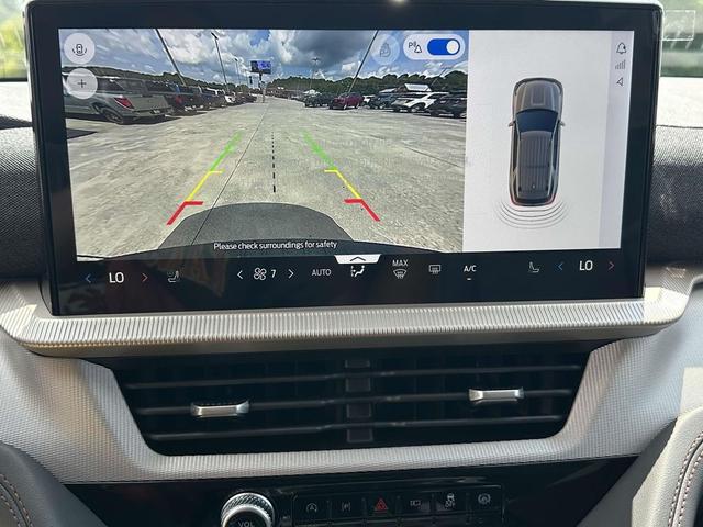 Photo of 2025 Vapor Blue Ford Explorer