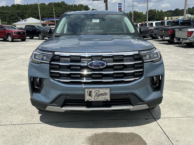 Photo of 2025 Vapor Blue Ford Explorer