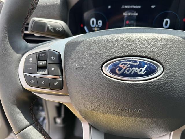Photo of 2025 Vapor Blue Ford Explorer
