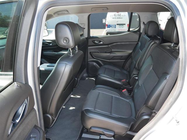 Photo of 2020 Quicksilver Metallic GMC Acadia