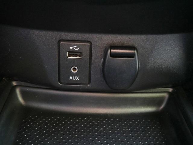 Photo of 2016 Magnetic Black Nissan Rogue