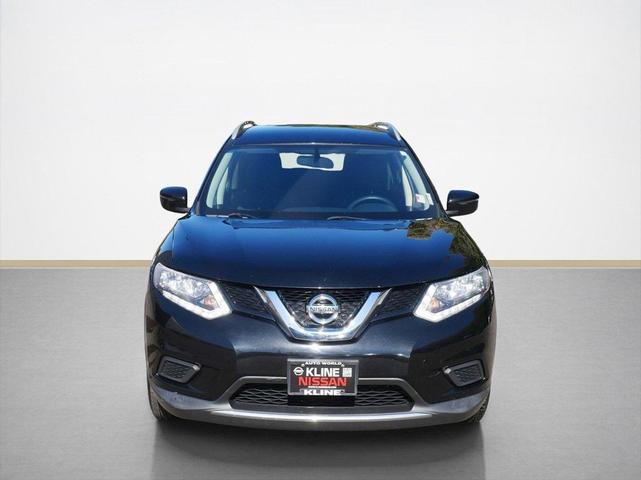 Photo of 2016 Magnetic Black Nissan Rogue