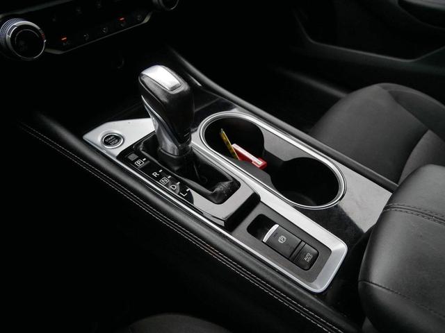Photo of 2023 Brilliant Silver Metallic Nissan Altima