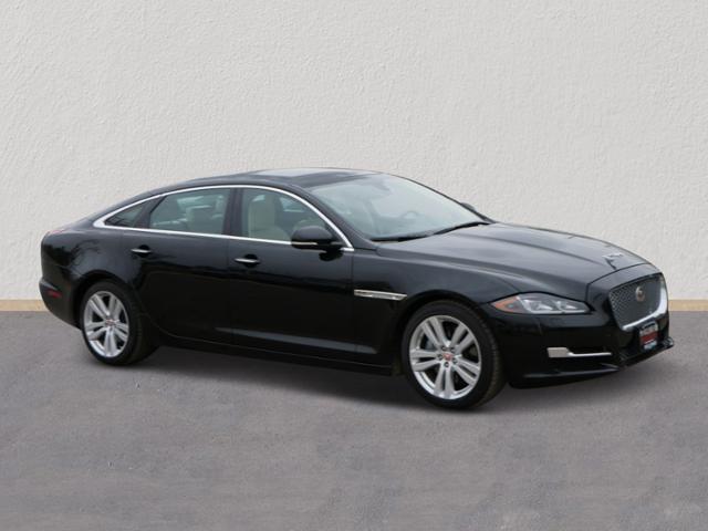 2016 Jaguar XJ