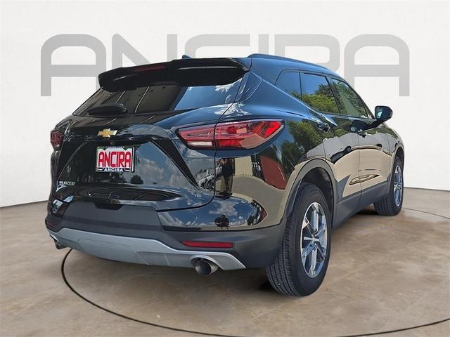 Photo of 2023 Black Chevrolet Blazer