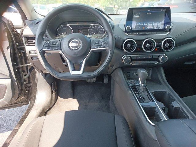 Photo of 2024 Black Nissan Sentra