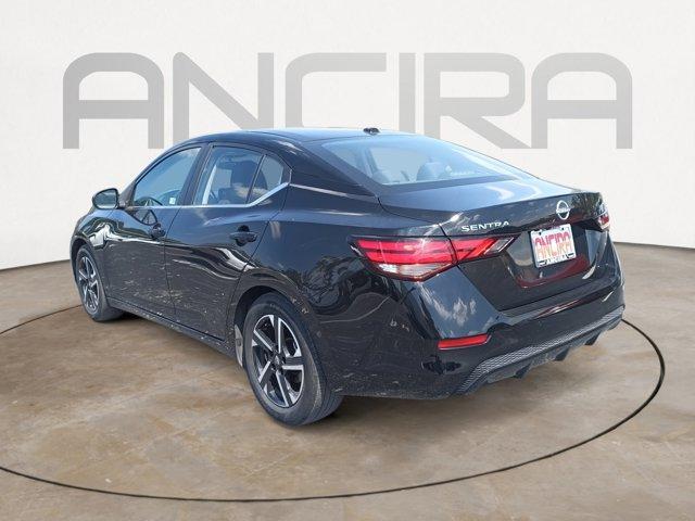 Photo of 2024 Black Nissan Sentra
