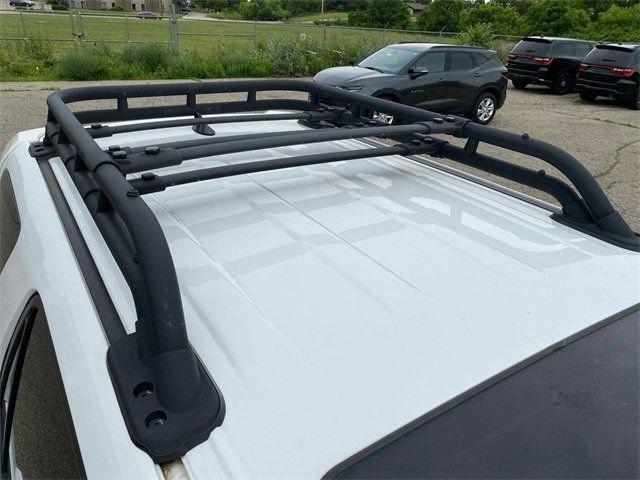 Photo of 2021 Super White Toyota 4Runner