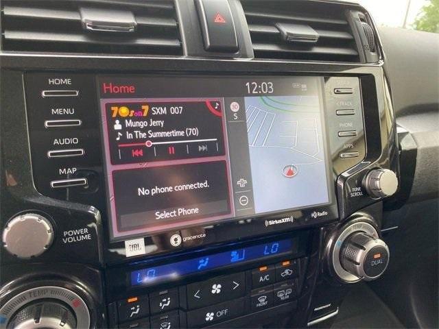 Photo of 2021 Super White Toyota 4Runner
