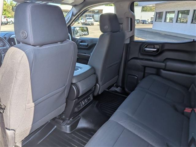 Photo of 2021 Silver Ice Metallic Chevrolet Silverado 1500