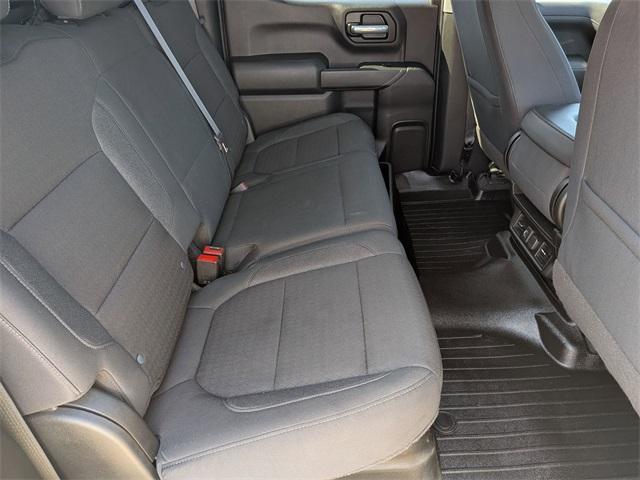 Photo of 2021 Silver Ice Metallic Chevrolet Silverado 1500