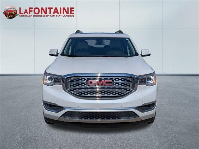 Photo of 2017 White Frost Tri-Coat GMC Acadia