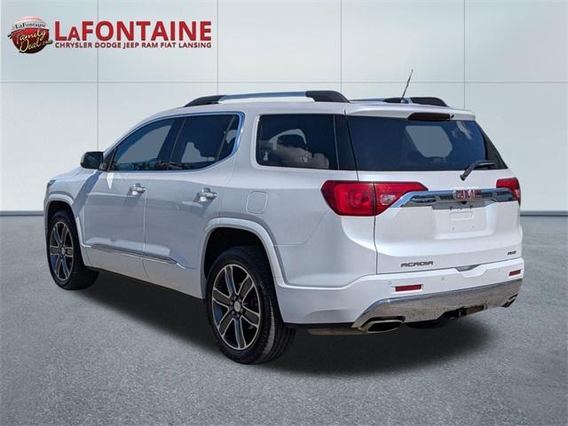 Photo of 2017 White Frost Tri-Coat GMC Acadia