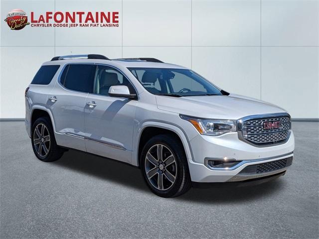 Photo of 2017 White Frost Tri-Coat GMC Acadia