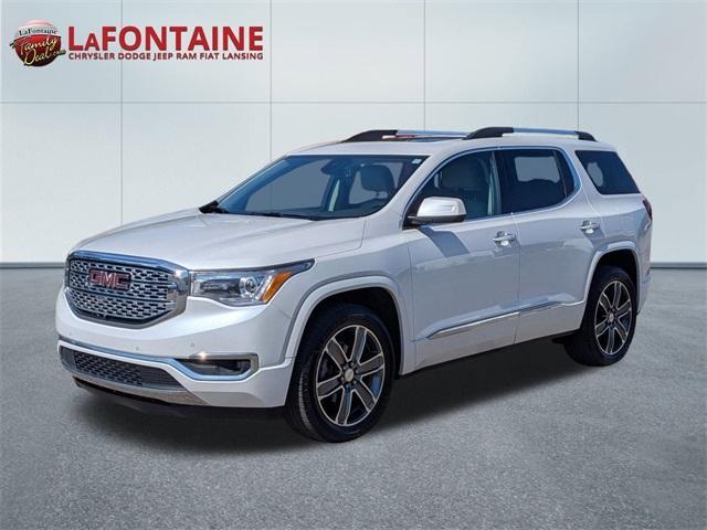 Photo of 2017 White Frost Tri-Coat GMC Acadia