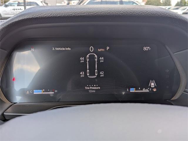 Photo of 2025 Diamond Black Jeep Grand Cherokee L