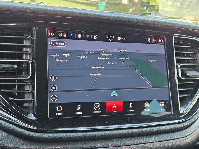 Photo of 2022 White Knuckle Clearcoat Dodge Durango