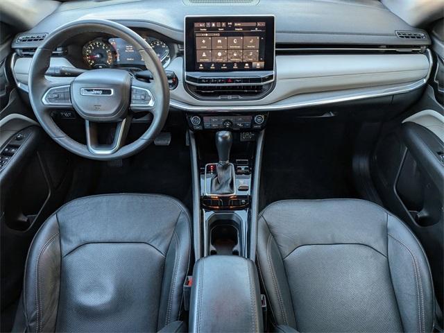 Photo of 2023 Granite Crystal Clearcoat Metallic Jeep Compass