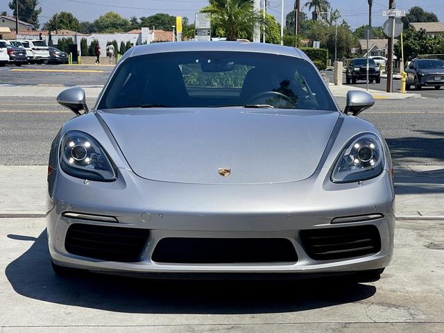 Photo of 2022 Silver Porsche 718 Cayman