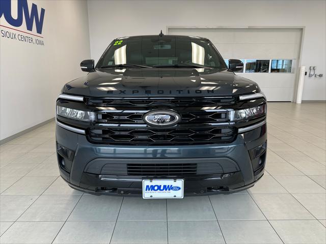 Photo of 2022 Stone Blue Ford Expedition Max