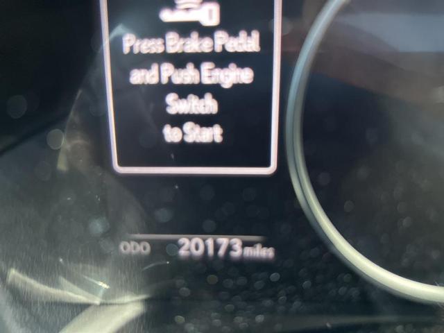 Photo of 2024 Eminent White Pearl Lexus RX 350