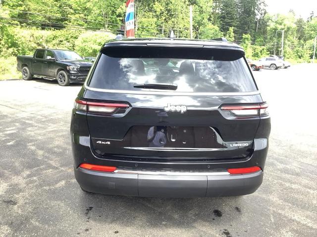 Photo of 2025 Diamond Black Jeep Grand Cherokee L
