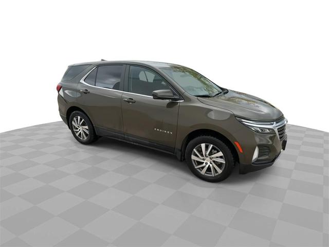 Photo of 2023 Harvest Bronze Metallic Chevrolet Equinox
