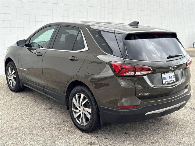 Photo of 2023 Harvest Bronze Metallic Chevrolet Equinox