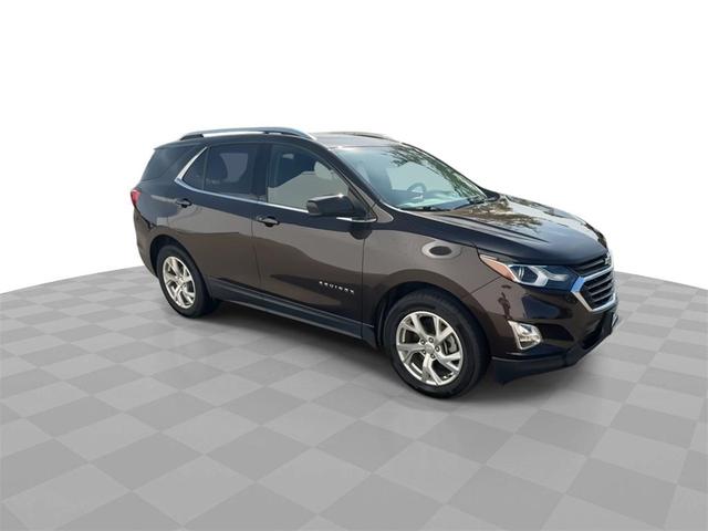 Photo of 2020 Chocolate Metallic Chevrolet Equinox