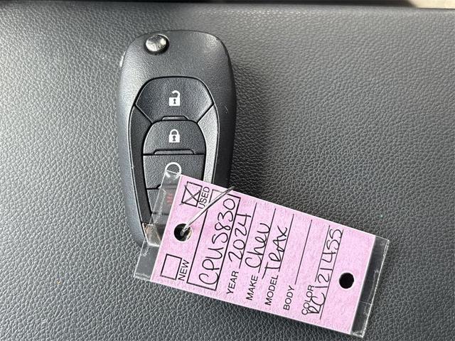 Photo of 2024 Mosaic Black Metallic Chevrolet Trax