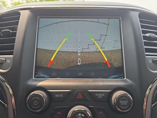 Photo of 2018 Velvet Red Pearlcoat Jeep Grand Cherokee