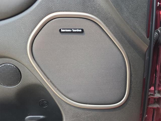 Photo of 2018 Velvet Red Pearlcoat Jeep Grand Cherokee
