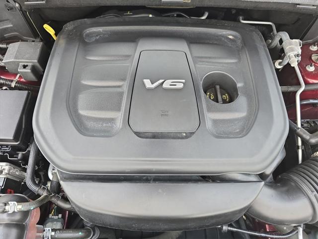 Photo of 2018 Velvet Red Pearlcoat Jeep Grand Cherokee