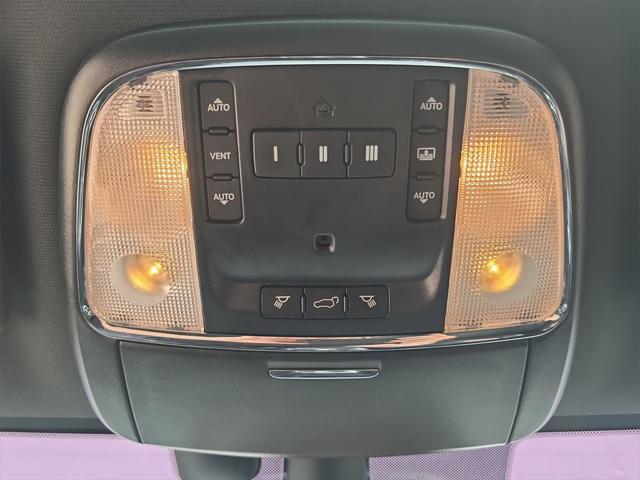 Photo of 2018 Velvet Red Pearlcoat Jeep Grand Cherokee