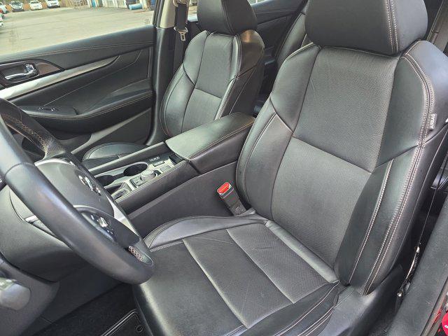 Photo of 2019 Super Black Nissan Maxima